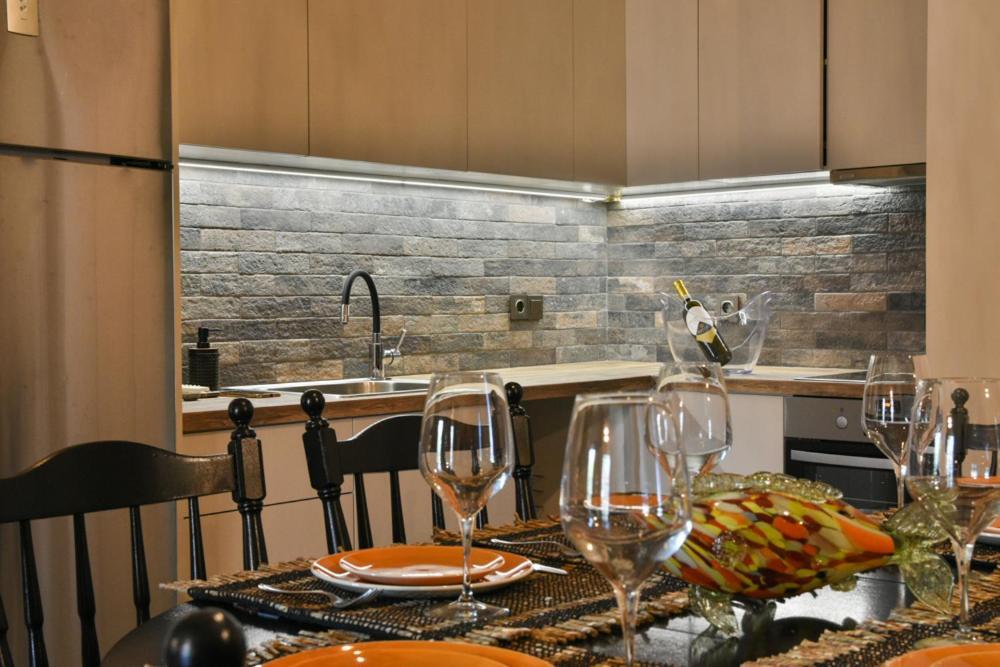 קלמאטה Pepromeno Luxury Apartment In The City Center מראה חיצוני תמונה